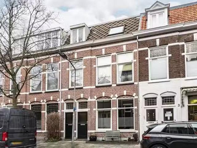 Appartement te koop Zandvoorter Allee 298 in Haarlem voor € 40.