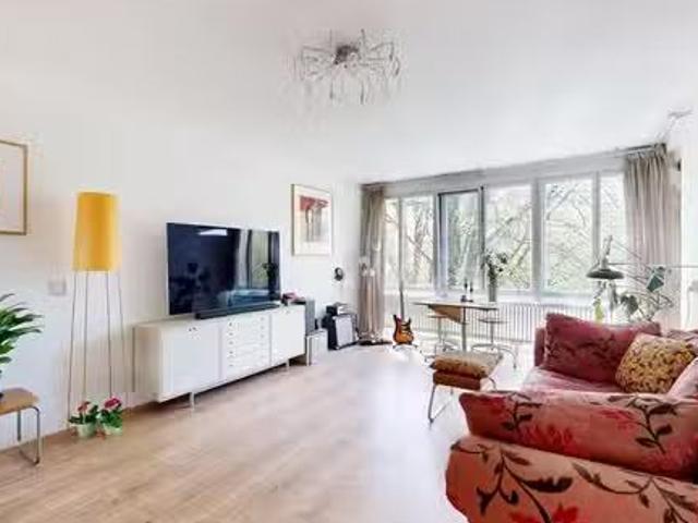 Appartement te koop Zandvoortstraat 2 in Amsterdam voor € 450.