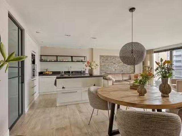 Appartement te koop Zeeduinweg 70 in Almere voor € 545.000