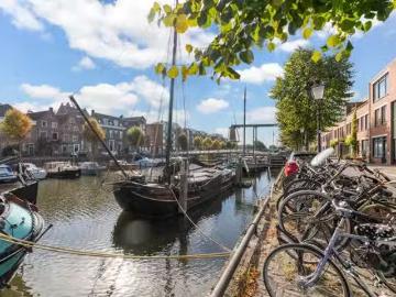 Appartement te koop 2e Schansstraat 28 B in Rotterdam voor € 3.