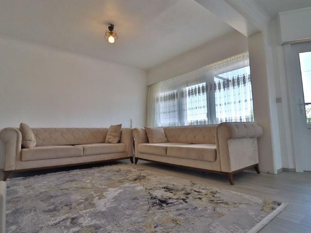 Appartement te Kortrijk 8500