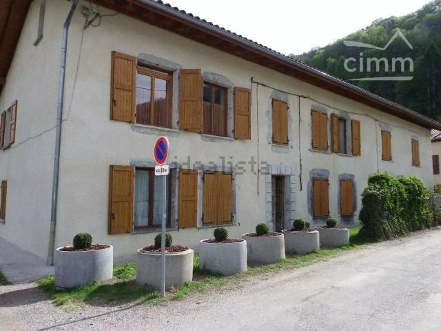 Appartement, Tencin