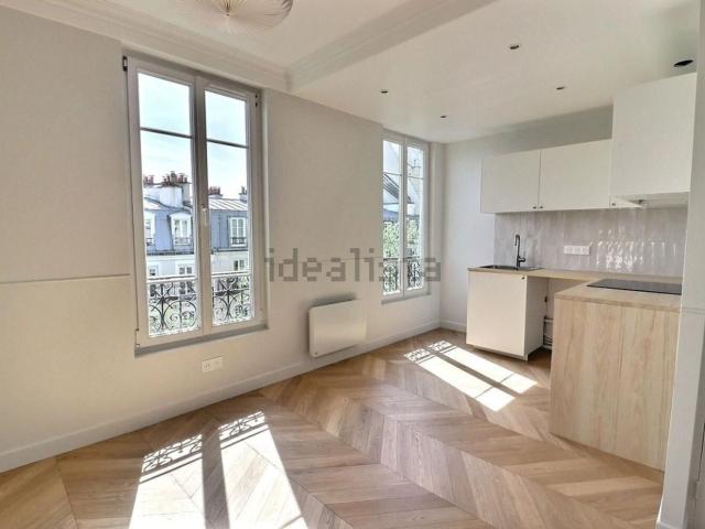 Appartement, Télégraphe Pelleport Saint Fargeau, Paris
