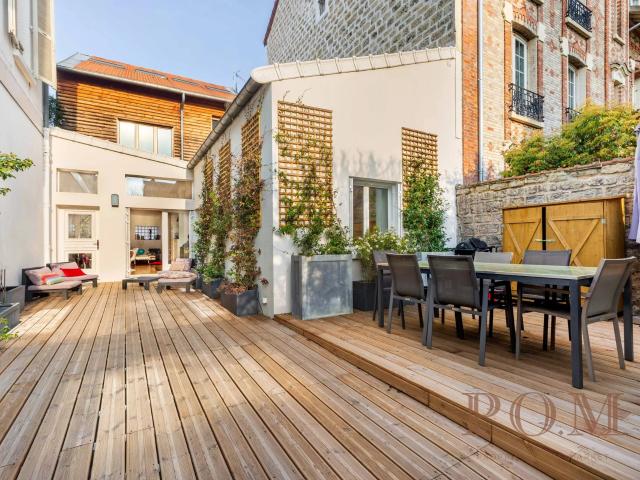 Appartement terrasse/ 7 pièces LA GARENNE COLOMBES 189m² La Garenne Colombes