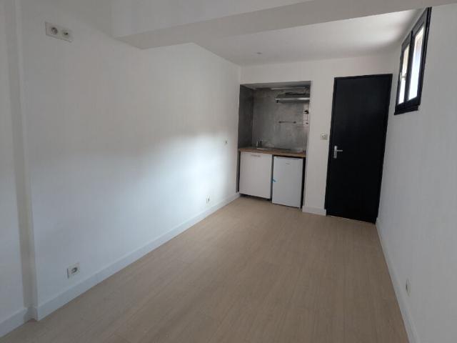 Appartement totalement rénové Centre ville