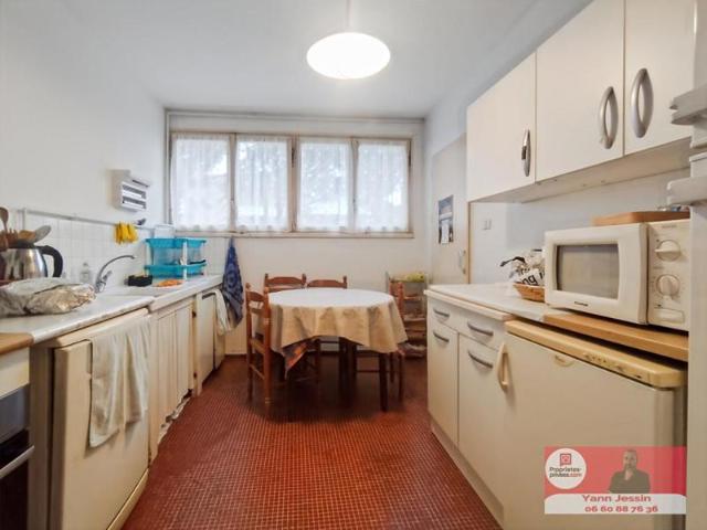 Appartement 5 pièces 4 chambres / Toulouse Amouroux / Balcon, vue dégagée, 2 parkings