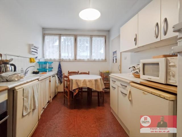 Appartement 5 pièces 4 chambres / Toulouse Amouroux / Balcon, vue dégagée, 2 parkings