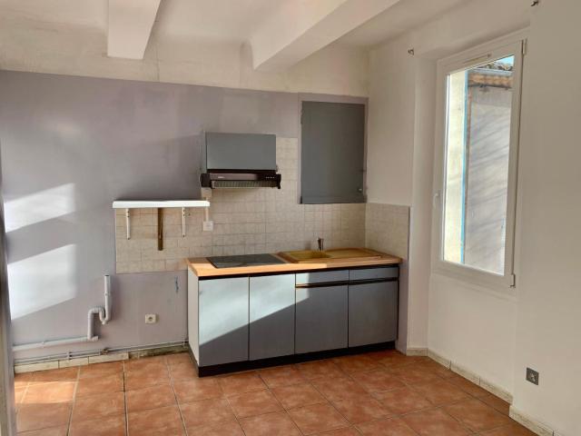 Appartement Tourves 1 pièce s 22.2 m2,Tourves 83170