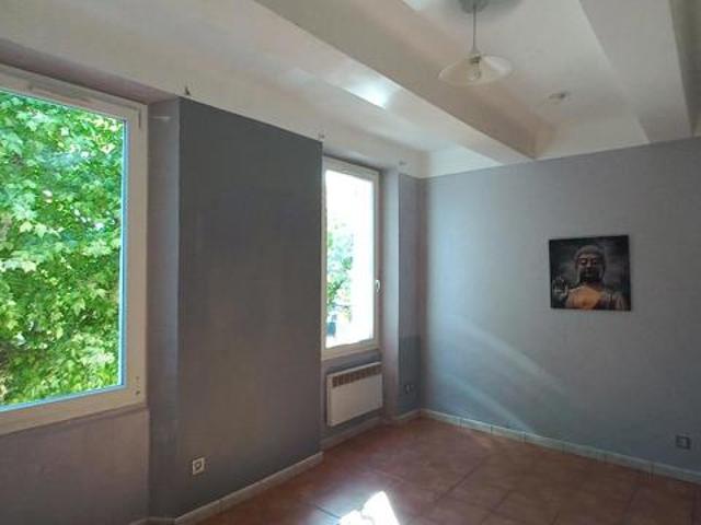 Appartement Tourves 1 pièce s 22.2 m2
