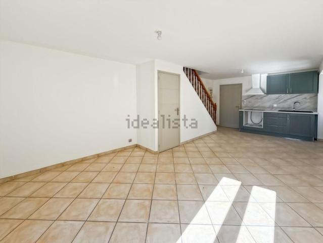 Appartement, Toury