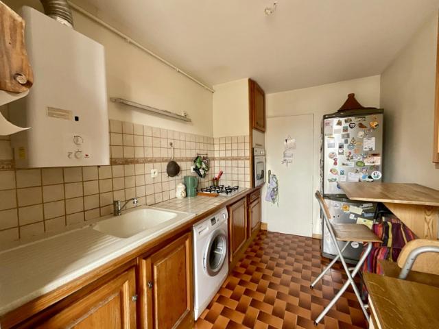 APPARTEMENT TROIS PIECES DERNIER ETAGE LE CANET