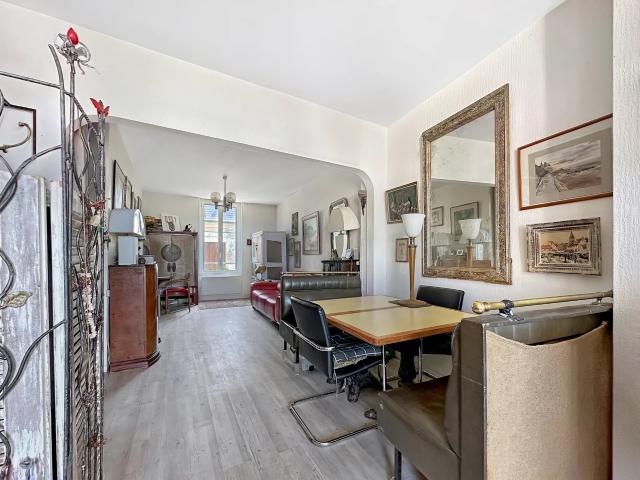 APPARTEMENT TRAVERSANT AVEC VUE MER IMPRENABLE 14113 VILLERVILLE