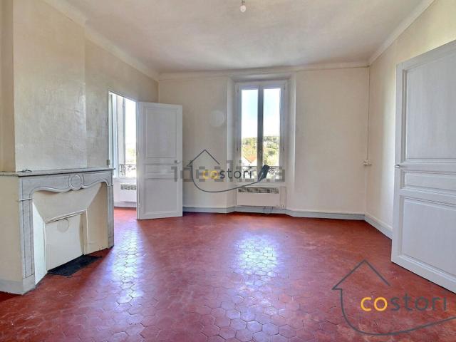 Appartement, Trans en Provence
