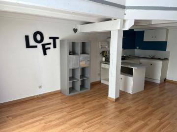 Appartement Trets 1 pièce s 40.18 m2