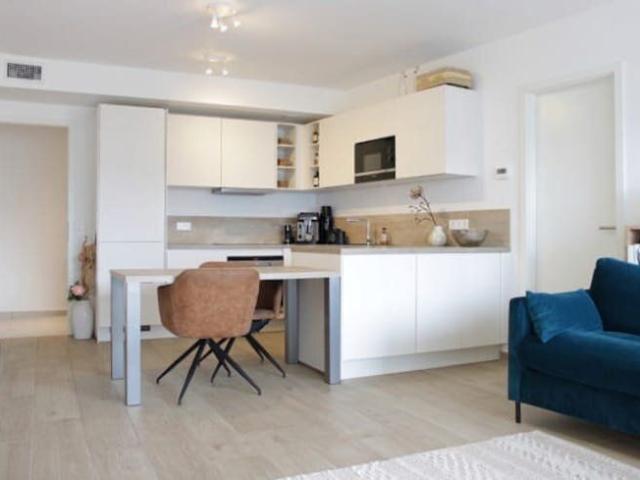 Appartement très agréable à Courbevoie LLN