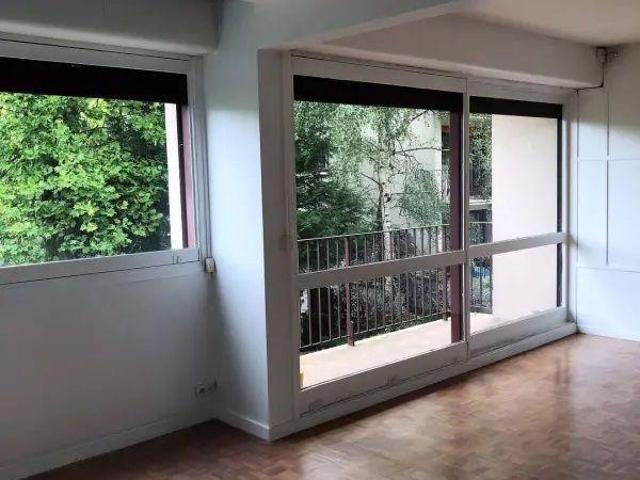 Appartement très lumineux, résidence calme