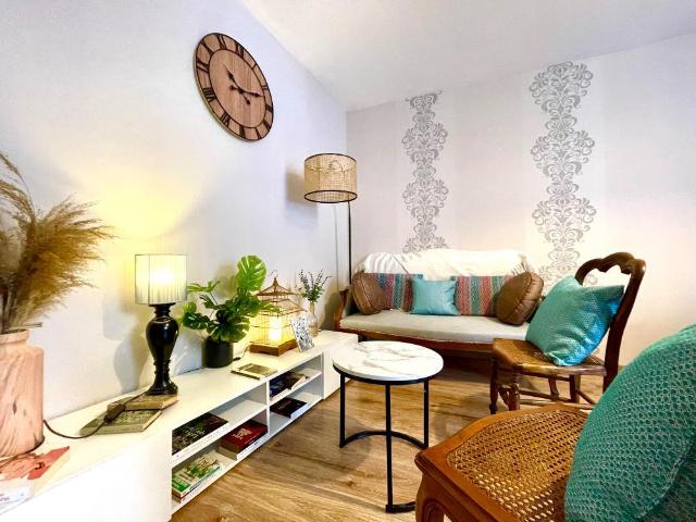 Appartement Triplex lumineux de 4 pièces à louer à Marvejols