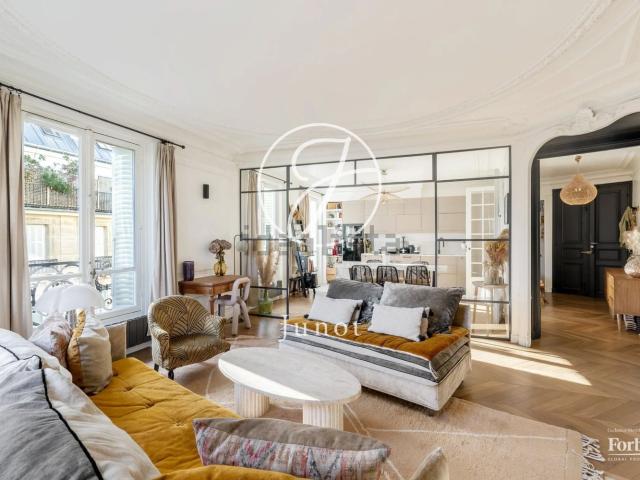 Appartement, Trudaine Maubeuge, Paris