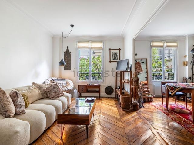 Appartement, Trudaine Maubeuge, Paris