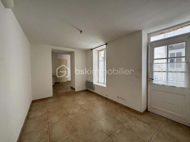 APPARTEMENT TYPE F2 CENTRE VILLE
