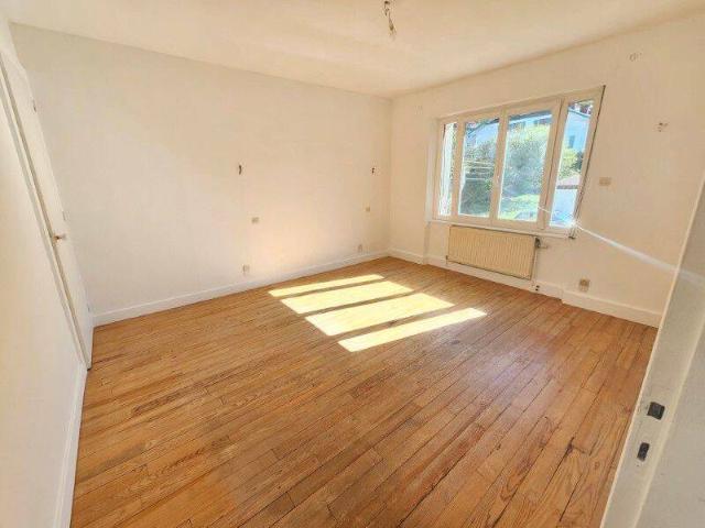 Appartement type F3 au centre ville