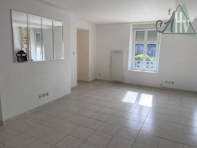 Appartement type F3 à Gurcy le Chatel