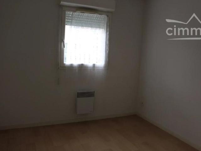 APPARTEMENT TYPE II AVEC BALCON ET PLACE DE PARKING PRIVATIVE | Cimm Immobilier