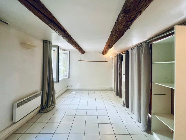 Appartement type loft T2 bis de 87 m2