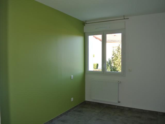 APPARTEMENT TYPE T3 AVEC BALCON