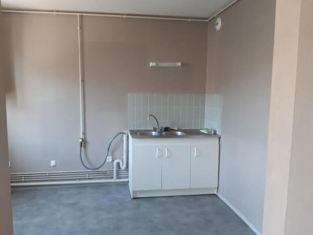 APPARTEMENT TYPE 1 CENTRE VILLE HERICOURT