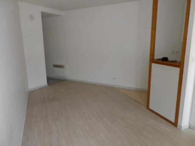 APPARTEMENT type 1 CENTRE VILLE