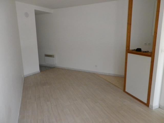 APPARTEMENT type 1 CENTRE VILLE