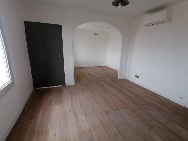 APPARTEMENT TYPE 2 BIS ENTIEREMENT RENOVE A 2 PAS DU JEAN JAURES