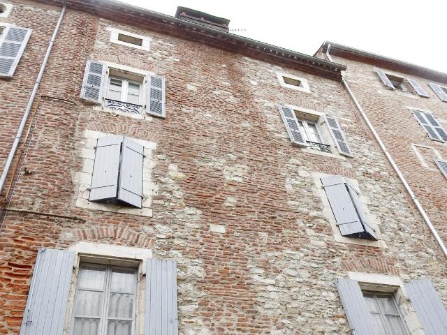 Appartement type 2 de 42m2 42m² Cahors