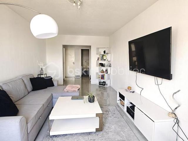 Appartement type 2 dernier étage / INVESTISEUR OU PROPRIETAIRE