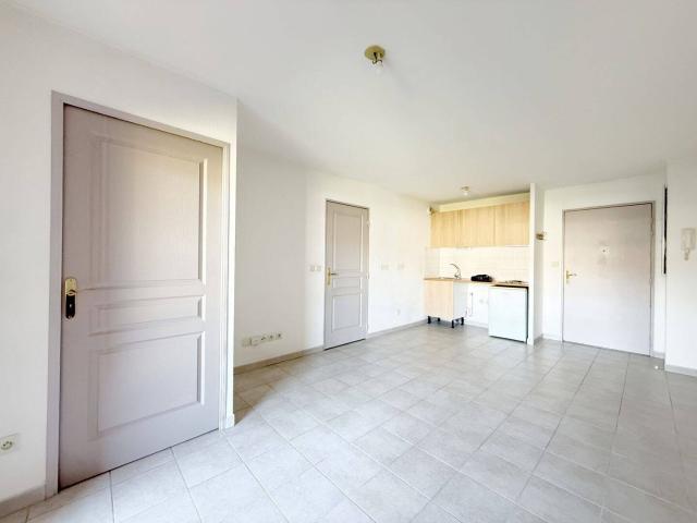APPARTEMENT TYPE 2 EN PARFAIT ETAT