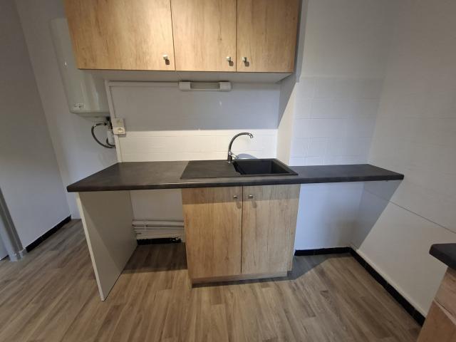 Appartement Type 2 en rez de chaussée proche centre ville de Marvejols