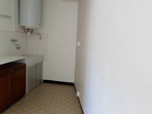 APPARTEMENT TYPE 2 LUMINEUX
