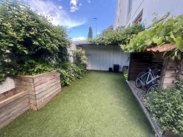 APPARTEMENT TYPE 2 SECTEUR FACS
