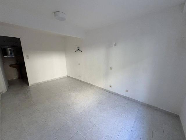 APPARTEMENT TYPE 2 QUARTIER REPUBLIQUE