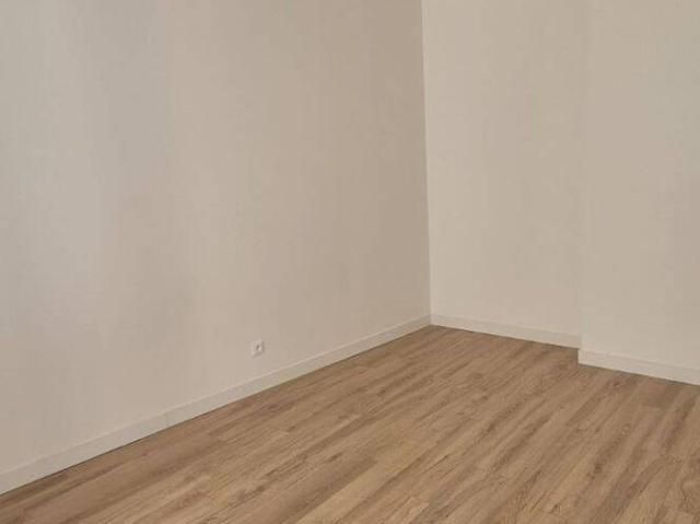 APPARTEMENT TYPE 2 RENOVE EN CENTRE VILLE DE CASTELNAUDARY