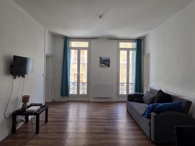 Appartement type 3 13001 Belsunce Meublé