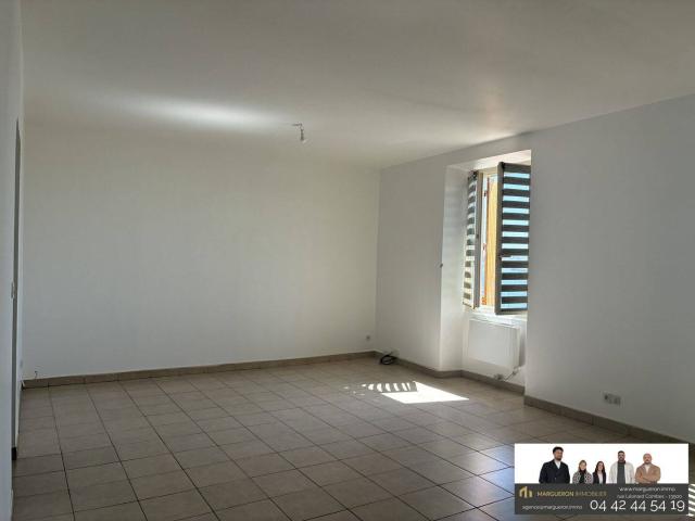 Appartement Type 3 / 2ème étage avec cave sous sol