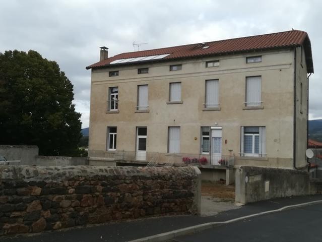 Appartement type 3 Ancienne Ecole à Paulhaguet