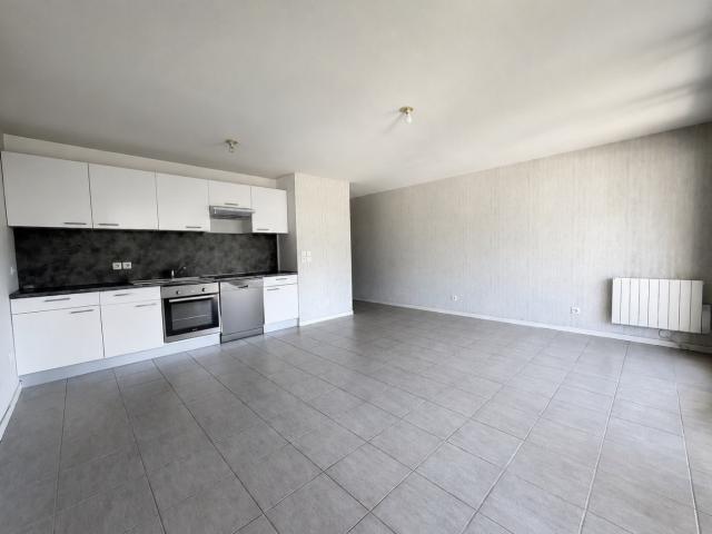 Appartement type 3 avec terrasse à St Martin le Vinoux