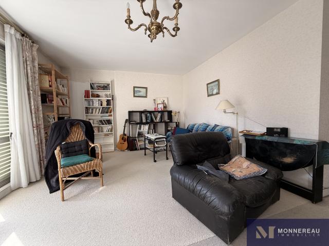 APPARTEMENT TYPE 3 AVEC BALCON ET PARKING
