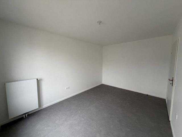 APPARTEMENT TYPE 3 AVEC BALCON ET PARKING