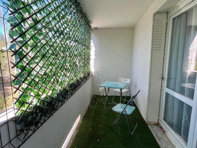 Appartement Type 3 avec balcons et cave, quartier Fontbarlettes, 26000 VALENCE