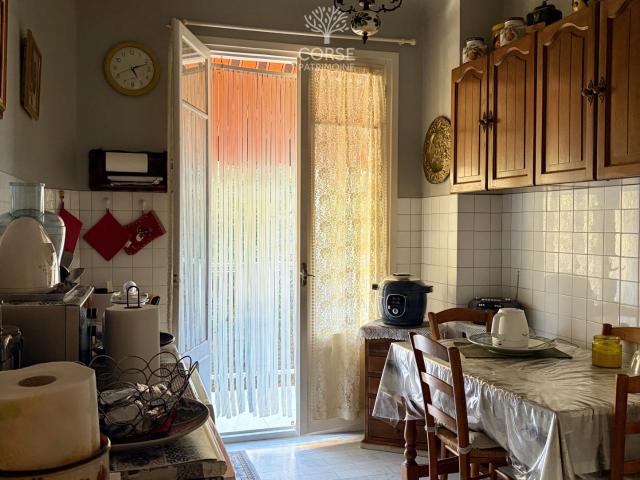 APPARTEMENT TYPE 3 AVEC BALCONS SARTENE