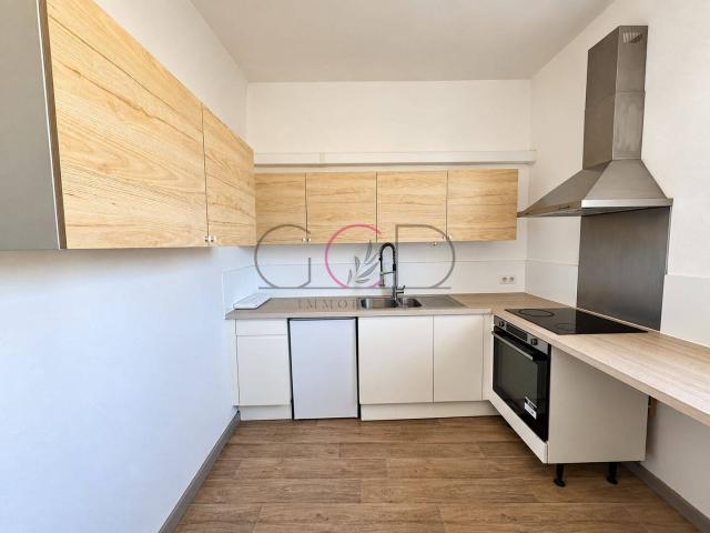 Appartement type 3 de 74.85 m² Rénové + charme de l'ancien C